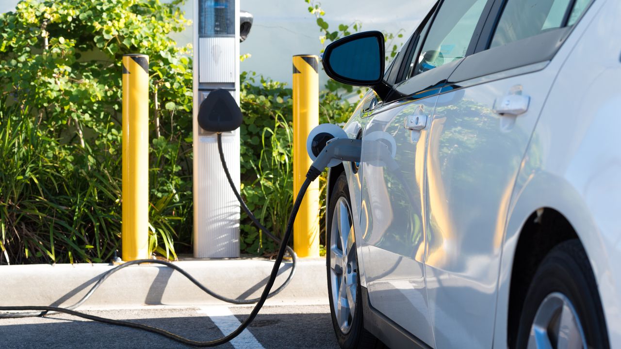 EV Charging Infrastructure Monitoring: Ensuring Efficient Charging